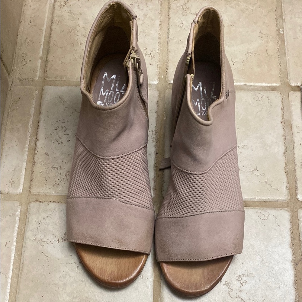 Miz Mooz Women's Tan Peep-Toe Ankle Boots